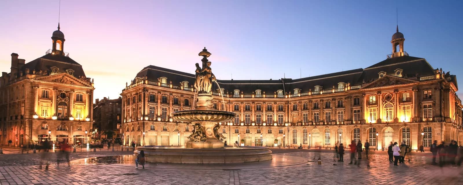 Mairie de Bordeaux Image in Landscape
